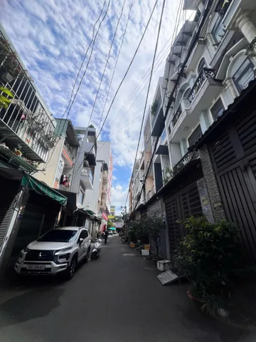 🏡 NHÀ ĐẸP 1 TRỆT 3 LẦU – 5PN – HẺM NHỰA 7M SÁT MẶT TIỀN - GÒ DẦU QUẬN TÂN PHÚ