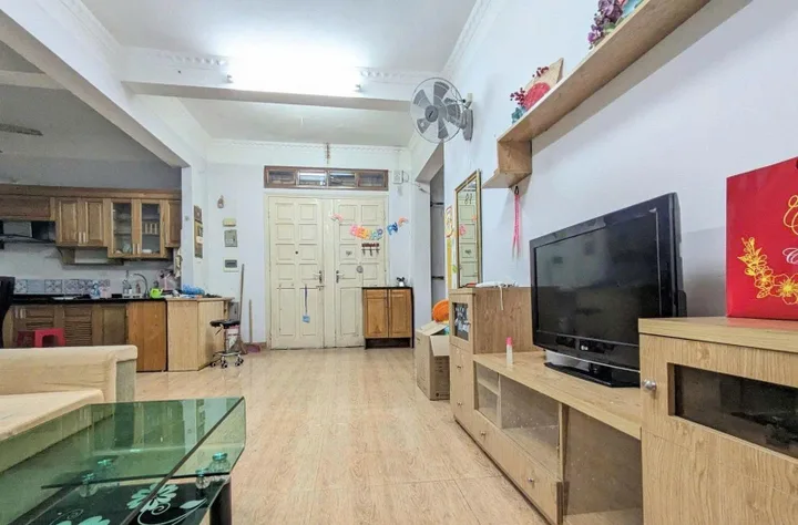 Cho thuê CĂN HỘ Tập thể Khu 7.2 Ha VĨNH PHÚC, Ba Đình. 12 triệu/ tháng. Phù hợp ở Gia đình, nhóm đi làm ít người