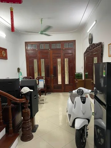 Cho thuê nhà ngõ 487 Kim Ngưu, Hai Bà Trưng 40M*5 tầng NGÕ Ô TÔ giá 13 triệu