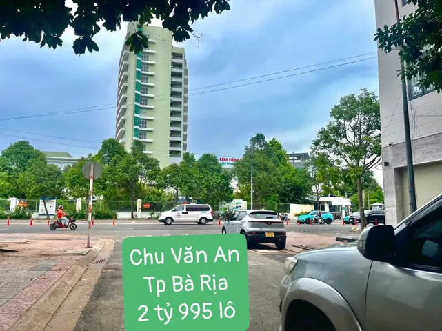 1 cặp liền kề đối diện BV Bà Rịa, kế căn biệt thự đang bán có 1 cặp10x18,5=185m2 giá 5tỷ980 triệu
Cách BV Bà Rịa 50m