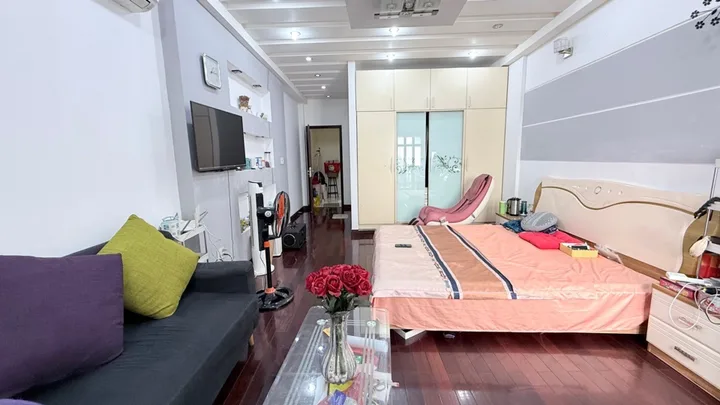 NHÀ ĐẸP 4 TẦNG, TRUNG TÂM QUẬN 3, SÁT MẶT TIỀN, GẦN LÊ VĂN SỸ, SHR, HOÀN CÔNG ĐỦ