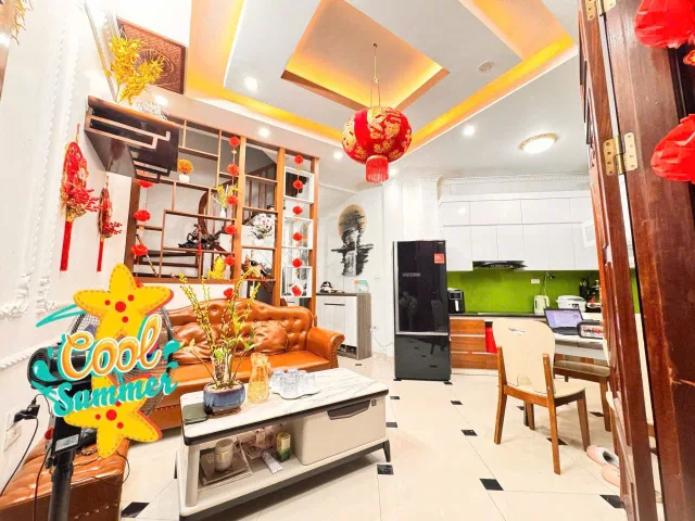 TRẦN CUNG – GIẢM SỐC 500TR – NHÀ 5 TẦNG – Ở NGAY