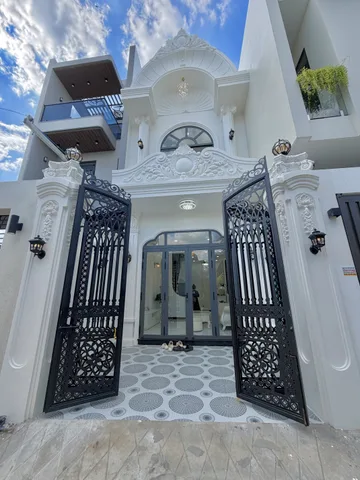 🏡 NHÀ TÂN CỔ ĐIỂN ĐẸP – TRUNG TÂM – GIÁ 2 TỶ 980 TRIỆU 🏡