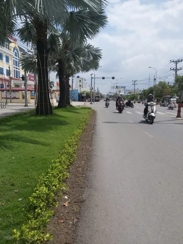 ĐẤT ĐẸP - THỔ CƯ - NỀN GỐC - 8M*18,5M - SỔ THỂ HIỆN ĐƯỜNG 6M - CẦN ĐƯỚC - LONG AN - LIÊN HỆ 0919089456