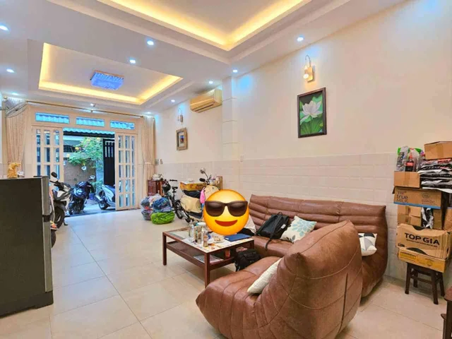 🏡 BÁN NHÀ GẦN CÔNG VIÊN LÊ THỊ RIÊNG – HẺM XE HƠI VÀO NHÀ – CHỈ 11 TỶ 🏡

✅ Kết cấu 1 trệt 3 lầu BTCT chắc chắn
✅ 3PN, 4WC, phòng thờ, sân thượng rộng
✅ Hẻm xe hơi 4m, ô tô vào tận nhà
✅ Nở hậu tài lộc, hoàn công đầy đủ
✅ Vị trí đẹp gần Công viên Lê 