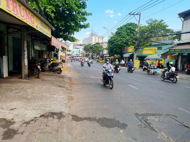 [H2572*] Quỹ đất 277m2 nở hậu tài lộc Mặt tiền QL13, giá chỉ 3x tỷ