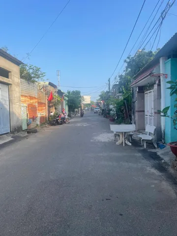 CẦN BÁN : NHÀ 1T1L HẺM Ô TÔ 30/4 68.4m2 Ngang 4.5m .Giá 3 Tỷ 150 Triệu
