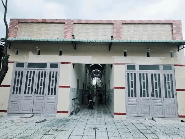 CHỦ CẦN BÁN GẤP DÃY TRỌ MỸ PHƯỚC, BẾN CÁT GIÁ CHỈ  850 TRIỆU DONG TIỀN 10 triệu/tháng - SHR