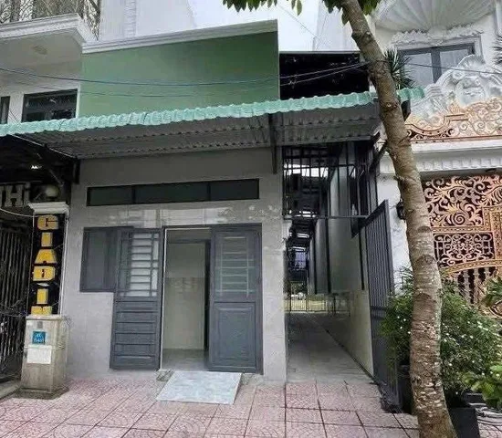 CHỦ THU HỒI VỐN BÁN GẤP DÃY TRỌ GẦN KCN BECAMEX 1 KIOT 4 PHÒNG TRỌ, GIÁ CHỈ 1 TỶ 250, SỔ HỒNG RIÊNG, FULL THỔ CƯ