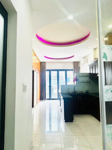 Cần bán nhà MT đường Nam Hoà, P. Phước Long, TP. Thủ đức, TP. HCM .