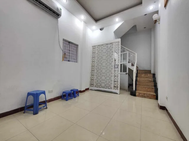 CHO THUÊ NHÀ ĐƯỜNG LÊ DUẨN, HOÀN KIẾM, GẦN GA HÀ NỘI, 1 NHÀ RA PHỐ, Ở, VĂN PHÒNG