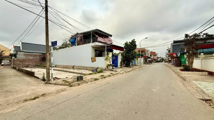 5HN90 LÔ GÓC MẶT ĐƯỜNG HÒA NGHĨA - SÁT VIN DƯƠNG KINH 🔥