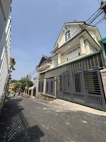 Bán biệt thự đường Trần Đại Nghĩa Đà Lạt, 135m2, 7,2 tỷ