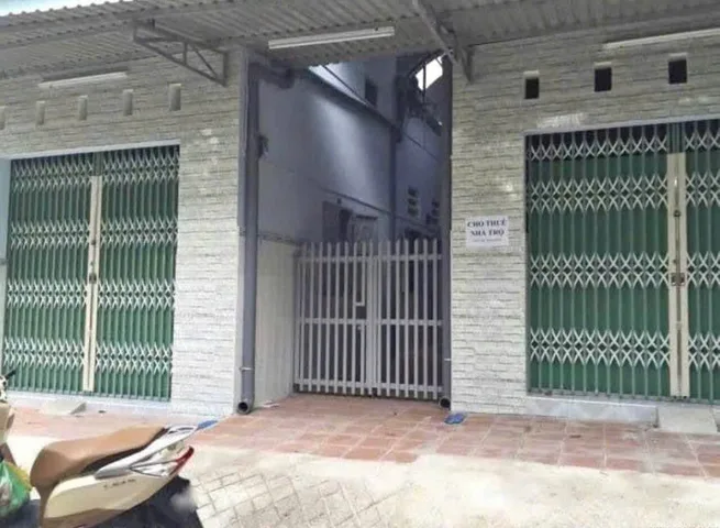 CHỦ CẦN BÁN GẤP DÃY TRỌ NGAY TẠI BECAMEX CHƠN THÀNH GIÁ CHỈ 885 TRIỆU –  THU NHẬP NGAY 18 TRIỆU MỖI THÁNG - SHR