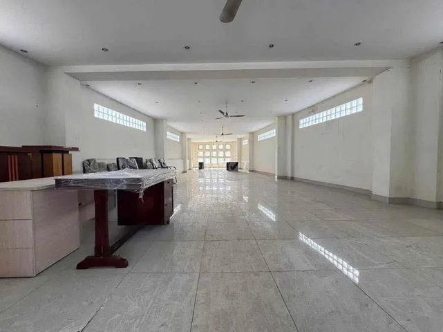 Cho thuê mặt bằng đường CMT8, Thủ Dầu Một - Diện tích đất : 1000m2,