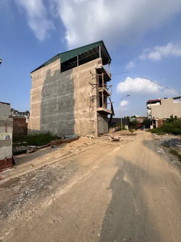 TRẠM TRÔI - VỈA HÈ RỘNG - MẶT TIỀN 7.7M - ĐƯỜNG Ô TÔ TRÁNH - 145M² - 19 TỶ
