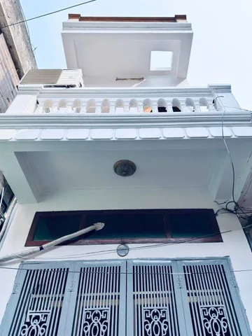 nhà 3 tầng ngay trung tâm phường từ sơn,