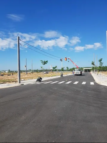 duy nhất 01 lô giá ngộp ngay chợ Minh Lâp- ql 14 giá 2 ty100 sổ sẵn