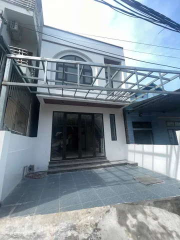 BÁN NHÀ 2 TẦNG : 3 NGỦ VS KHÉP KÍN,TRUNG TÂM CAO THẮNG,HẠ LONG, ĐƯỜNG OTO