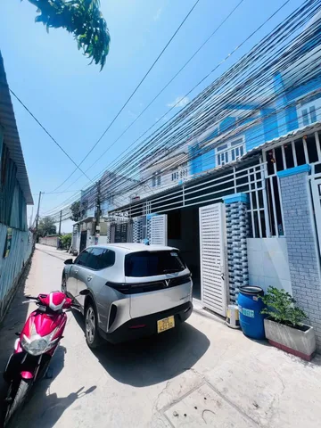 Bán nhà 4x15m gần Vinhomes Hóc Môn đang xây 465 triệu , hẻm kinh doanh