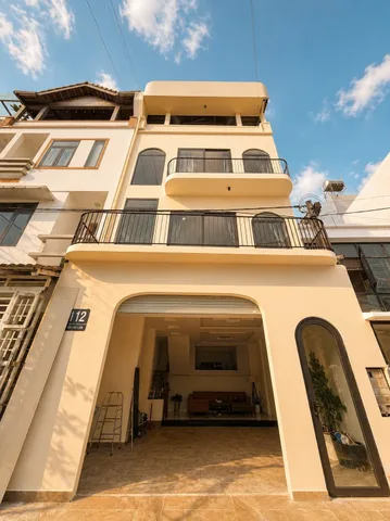Nhà đẹp trung tâm Đà Lạt cần bán gấp 8,5 tỷ vào ở hoặc kinh doanh ngay thu nhập ổn định
