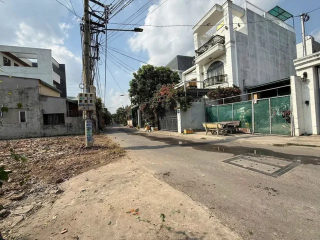 Khu 8 Phú Hòa – Trung tâm Thủ Dầu Một, Bình Dương
Vị trí khỏi phải quảng cáo nhiều: