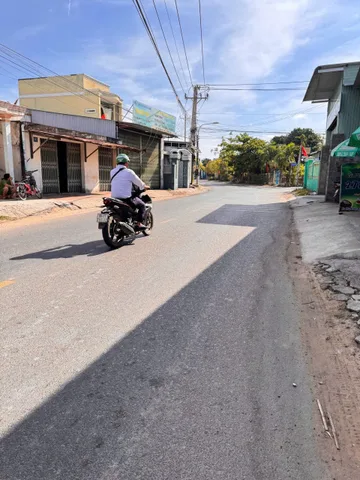 Bán đất thổ cư mặt tiền nhựa Đặng Văn Lãnh