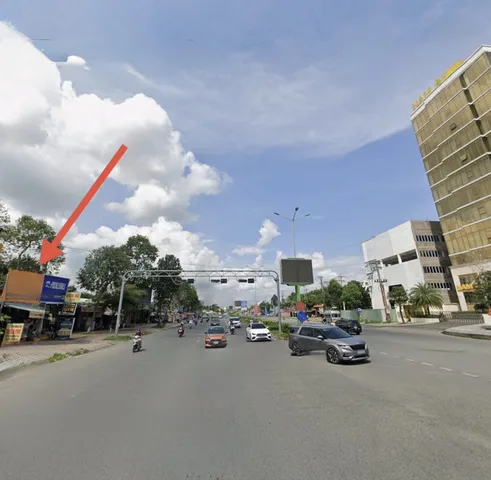 👉12 triệu - CHO THUÊ MẶT BẰNG TRỆT 84m2 MẶT TIỀN ĐƯỜNG QUANG TRUNG, đối diện Nam Á Bank
