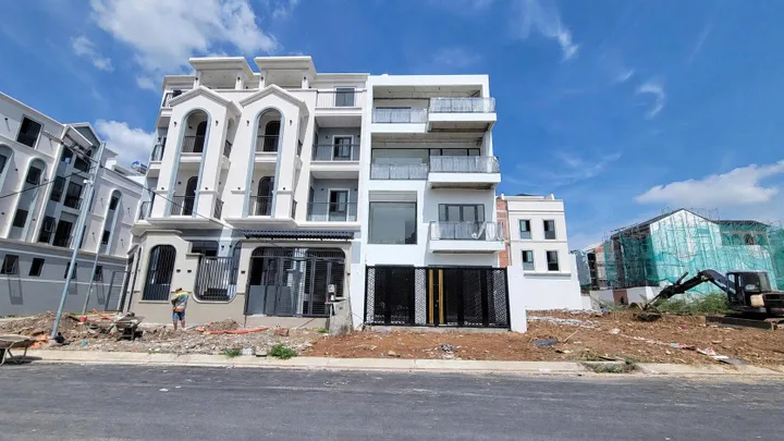 SIÊU KHAN HIẾM – NHÀ MẶT TIỀN ĐƯỜNG BẮC NAM 20M, KHU TÂN TẠO, PHƯỜNG AN PHÚ, TP. THỦ ĐỨC (QUẬN 2 CŨ)