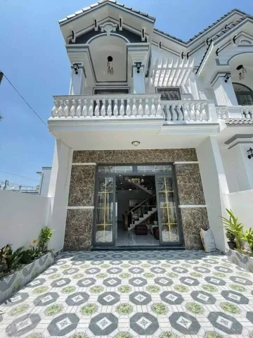 CHỐT GIÁ 1 TỶ 650 SIÊU PHẨM NHÀ  LẦU NGAY CHỢ BÌNH CHÁNH CÓ NGÂN HÀNG HỖ TRỢ VAY
