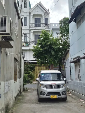 nhỉnh 3ty nhà SHR hẻm thông xe hơi hiệp Thành 45 ra hẻm 25 Lê Văn Khương đối diện bia Tiger về Gò Vấp 3p