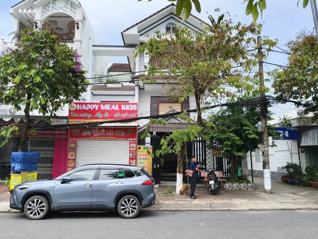 Nhà 2 mặt tiền đối diện tiểu học Võ Trường Toản
