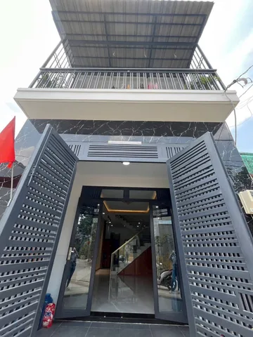 Nhà đẹp 2/ ngắn Hương Lộ 80 gần Chợ Vĩnh Lộc và Trung Tâm Ngã 5 Vĩnh Lộc.
