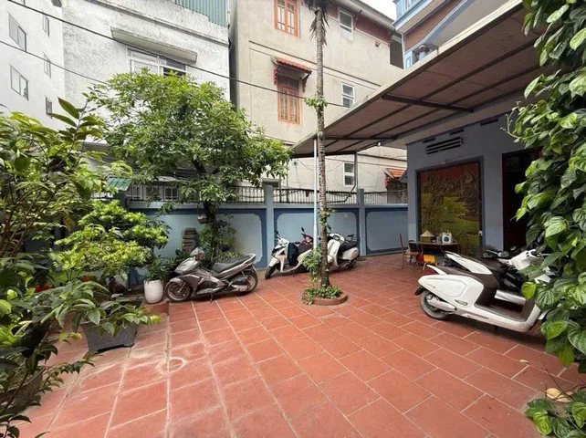 Bán Nhà Phú Thượng Tây Hồ 210m Lô Góc. OTO Vào Ngay Cạnh Ciputra. Giá 39.4 Tỷ