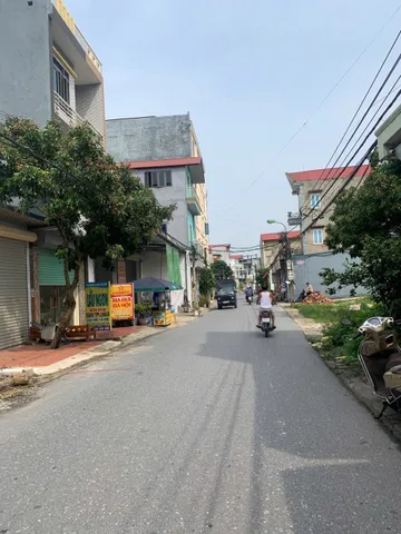 Bán đất trục chính đường sơn đông khu đa cấu nam sơn. Diện tích 80m mặt tiền 5m hướng đông bắc. Kinh doanh tốt. Phường nam sơn tỉnh bắc ninh