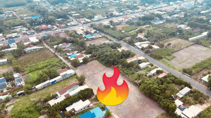 Bán đất ngay chợ Minh Long Chơn Thànhv