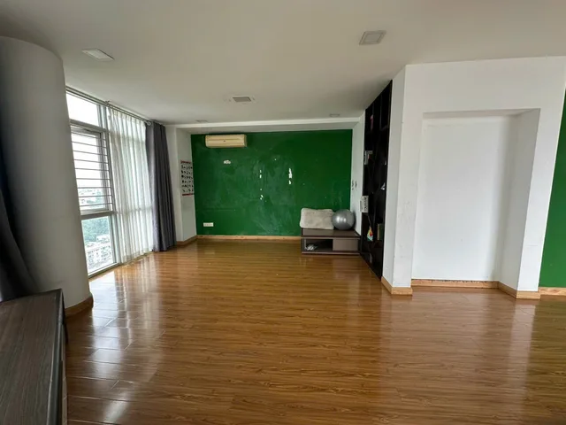 Chính Chủ Bán Gấp Căn Hộ Tản Đà Court, Quận 5 - 128m², 3PN - Sổ Hồng Riêng - Giá 9.3 Tỷ
