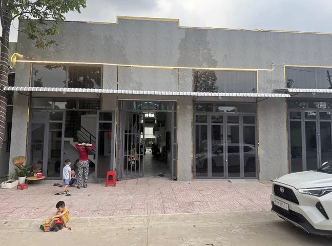 CHỦ CẦN TIỀN BÁN GẤP DÃY TRỌ Ở NGAY CHỢ ĐÊM SÀI GÒN - KHÁCH ĐÃ THUÊ KÍN PHÒNG