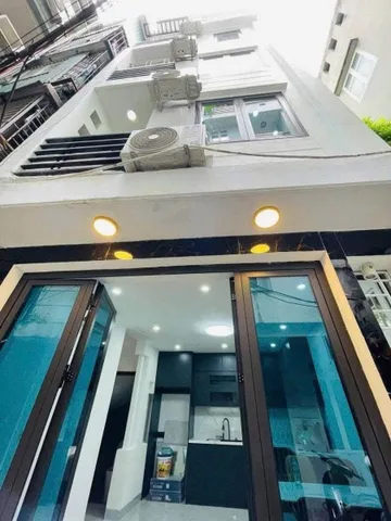 🔥 Bán nhà Yên Hòa 30m² x 5 tầng, lô góc 3 thoáng, full nội thất, cách phố 100m, chỉ 7,4 tỷ!