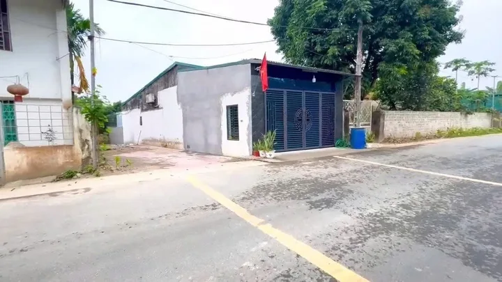 107m 80tc - trục chính Kinh doanh - gần KCN Nhuận trạch, Lương sơn