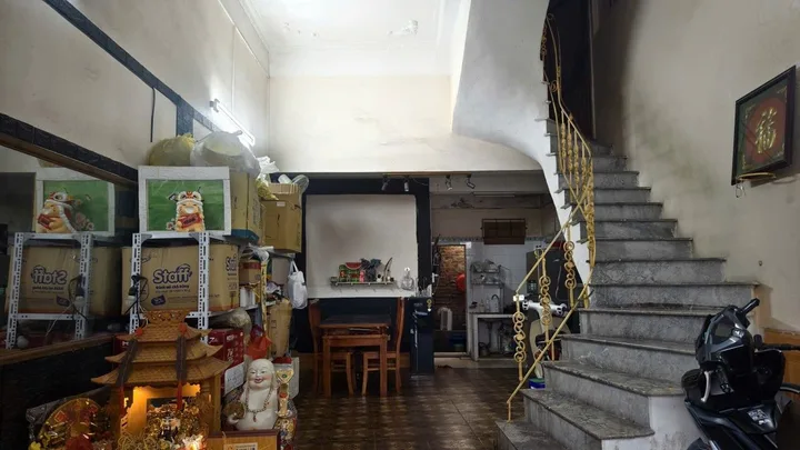 🏠🏠🏠Chào bán nhà2 tầng mặt đường Hàm Nghi, Trại Chuối 43m, chỉ 4,38 tỷ