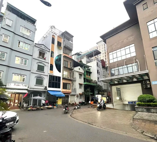 Cho thuê nhà khu VOV Mễ Trì, gần Vinhomes Greenbay Mễ Trì. 20 triệu/tháng. Cho thuê Hộ gia đình, Văn phòng, Công ty, KD Onl...