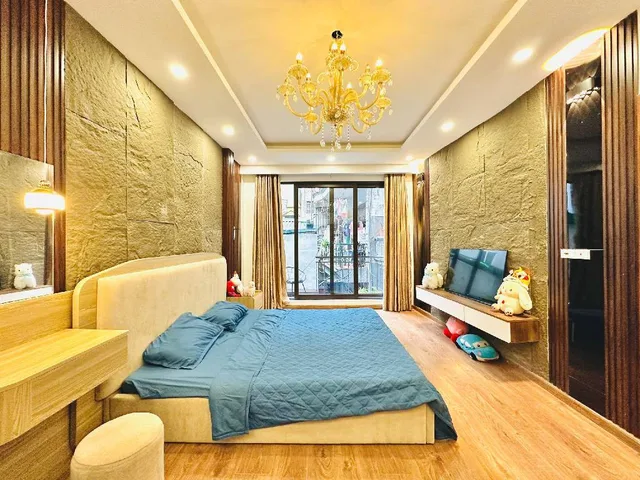NHÀ ĐẸP LÒ ĐÚC NGAY GẦN PHỐ CỔ – NỘI THẤT TRIỆU ĐÔ – Ở NGAY KHÔNG SỬA
