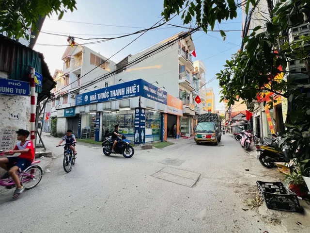 SIÊU PHẨM TRUNG TỰU - GẦN PHỐ  – 55M² – 5,5 TỶ