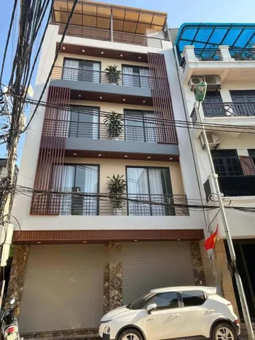 Cho Thuê Nhà Ngõ 279 Đội Cấn 60M² 5 Tầng 4 Ngủ - Thang Máy - Ở, Kinh Doanh VP... Giá Thuê 50tr