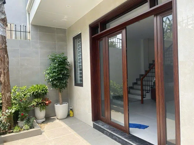 Cho thuê nhà ngõ 445 LẠC LONG QUÂN, Tây Hồ. 16 triệu/ tháng. Cho thuê: Hộ gia đình, Văn Phòng, KD Onl