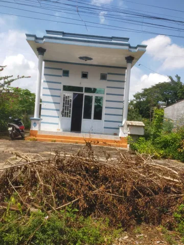 🔥 NGUỒN MỚI – HÀNG NGỘP GIÁ TỐT TẠI HÒA PHÚ 🔥
📍 Nhà Hòa Phú, diện tích 14,73m x 52m, có thổ cư 300m2. ✅ Nhà xây ngang 7m