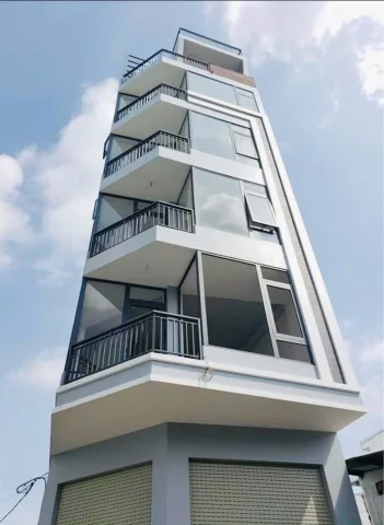 Bán nhà 8 tầng Đường phạm Văn Bạch Tân Bình