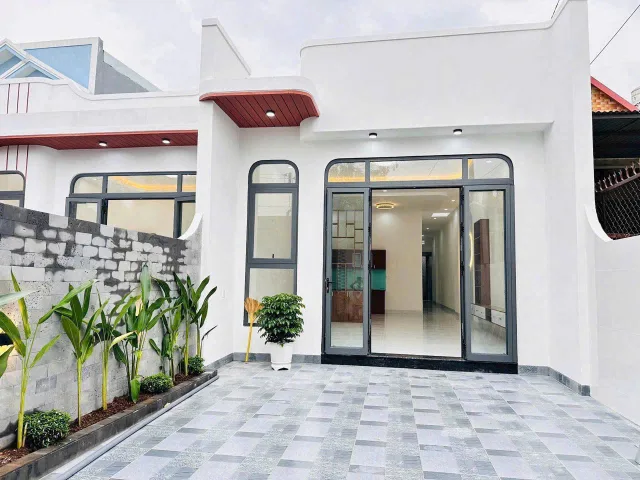 🏡 NHÀ CẤP 4 MỚI HOÀN THIỆN – NGAY TP. HCM 🔥