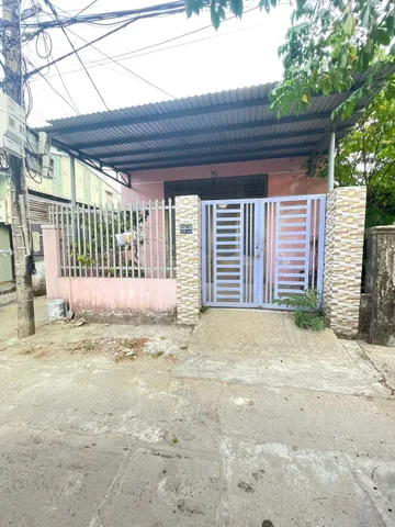 Nhà cấp 4, diện tích 94 met, 2 mặt kiệt oto